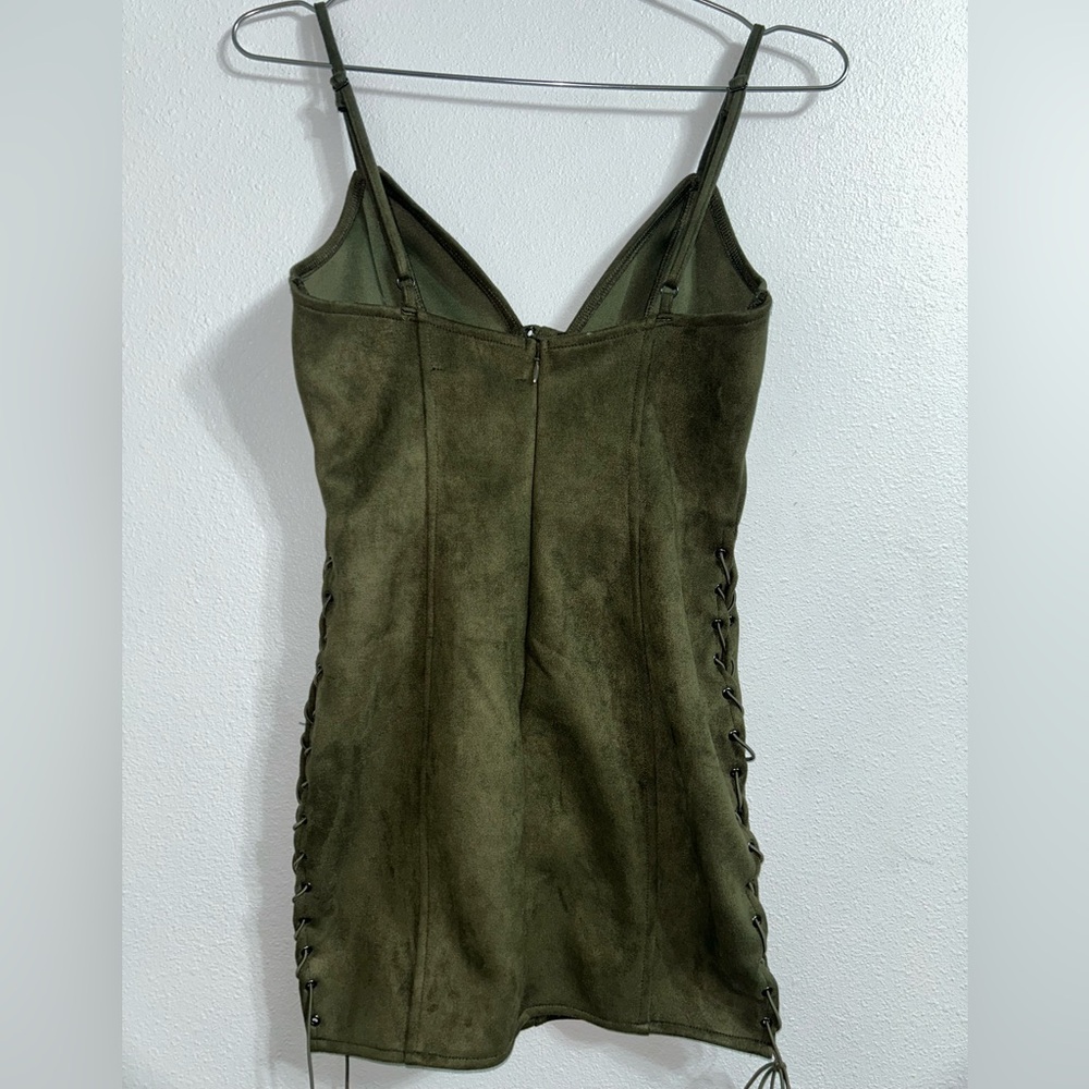 New White Fox S Bratty Faux Suede Mini Dress Cactus Olive coachella festival tie - Picture 8 of 9
